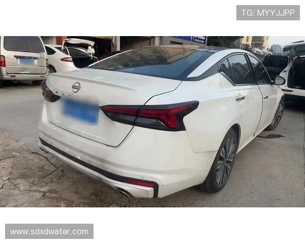 2.0排量、3.0动力，0-100加速6.42s的天籁给你双重体验